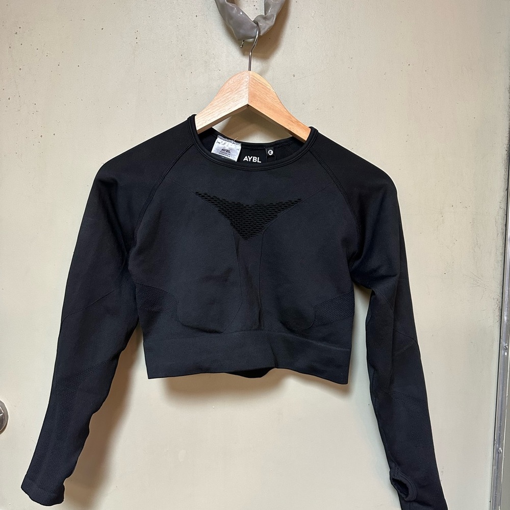 AYBL Motion Seamless Crop Top - Large